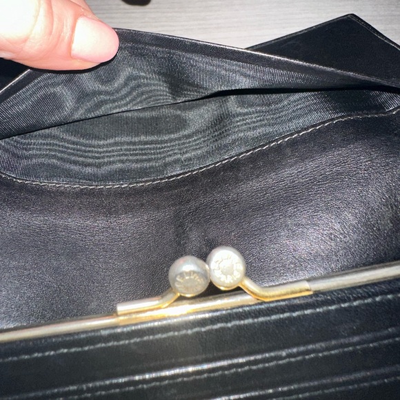 CELINE Long Wallet, Black Leather with Gold Hardware + Triomphe Logo - Picture 9 of 14